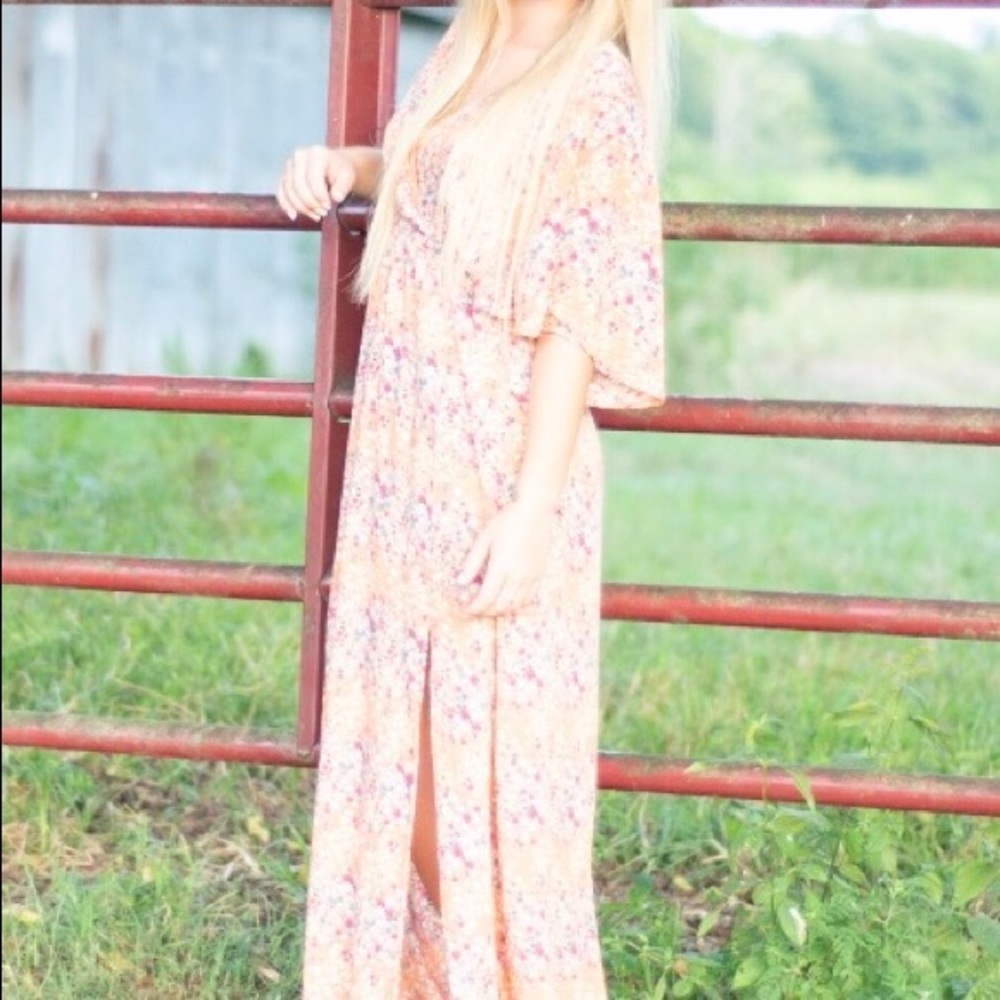 Long flow dress! Only worn once! Size S